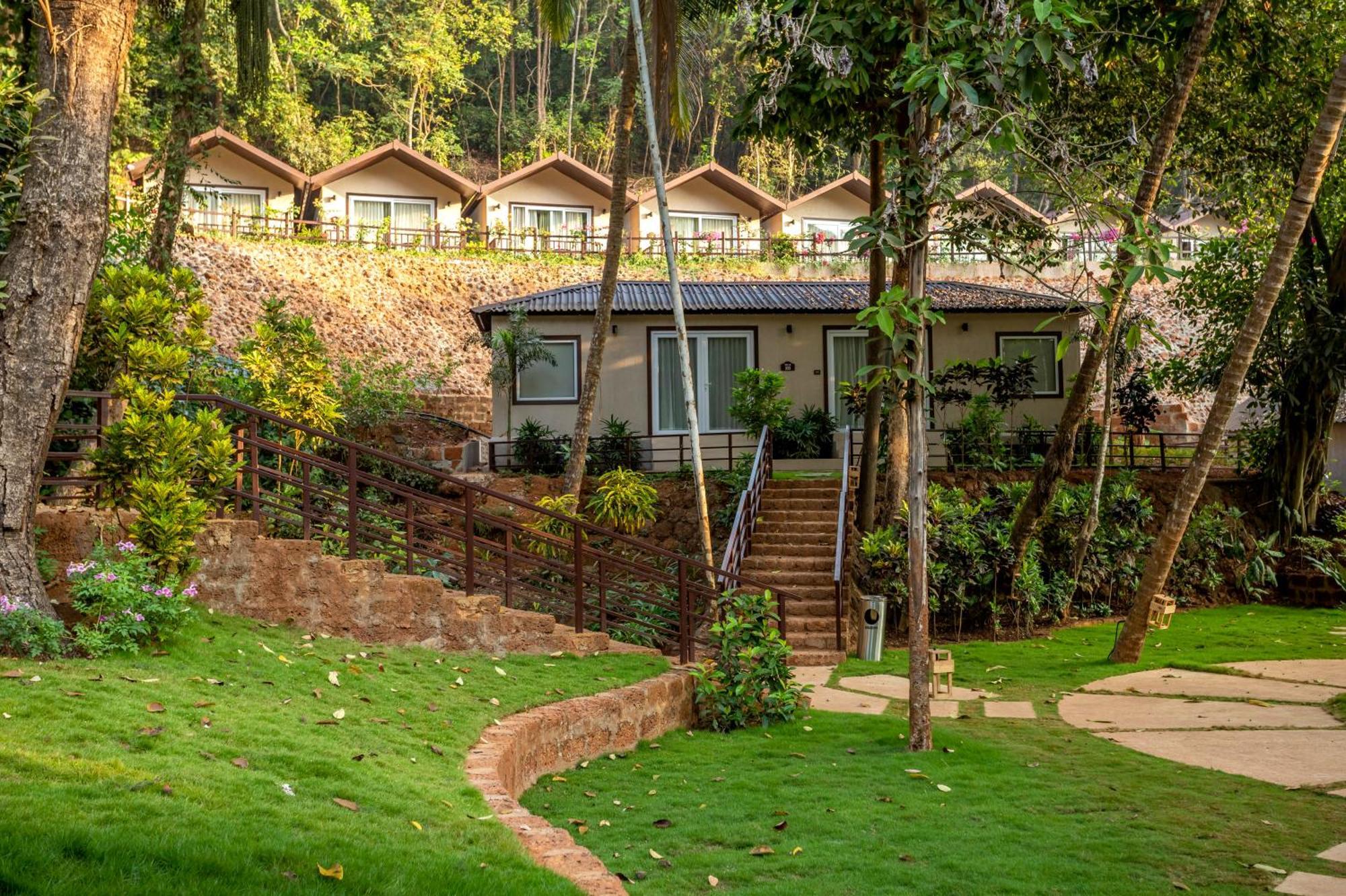 Stone Wood Premier Gokarna Hotel Gokarna  Buitenkant foto