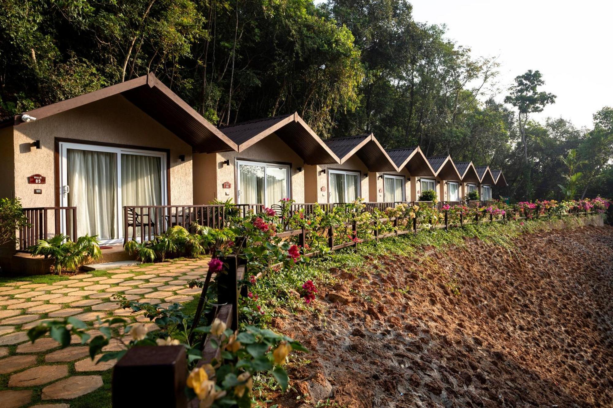 Stone Wood Premier Gokarna Hotel Gokarna  Buitenkant foto