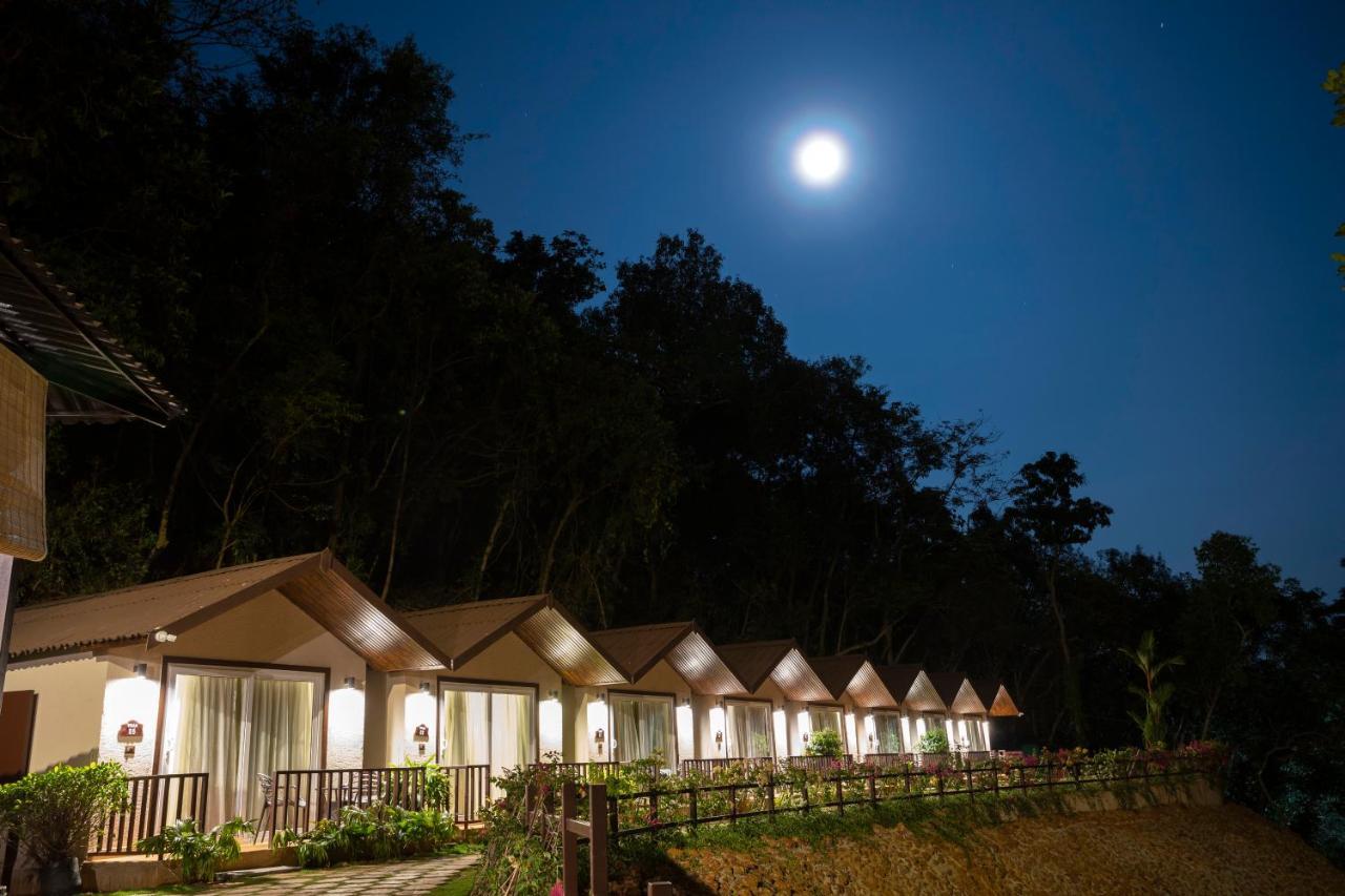 Stone Wood Premier Gokarna Hotel Gokarna  Buitenkant foto
